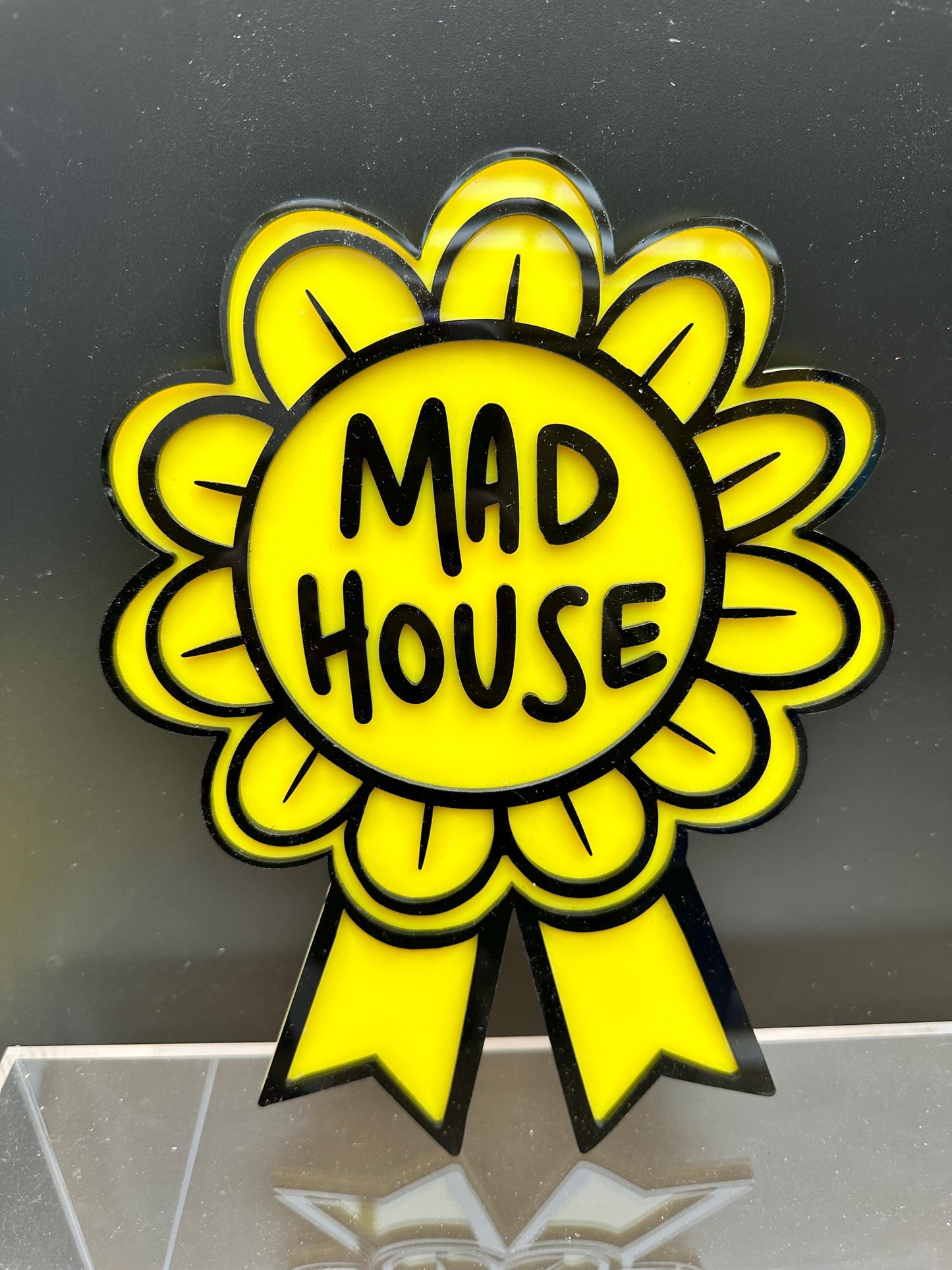 Mad House Rosette